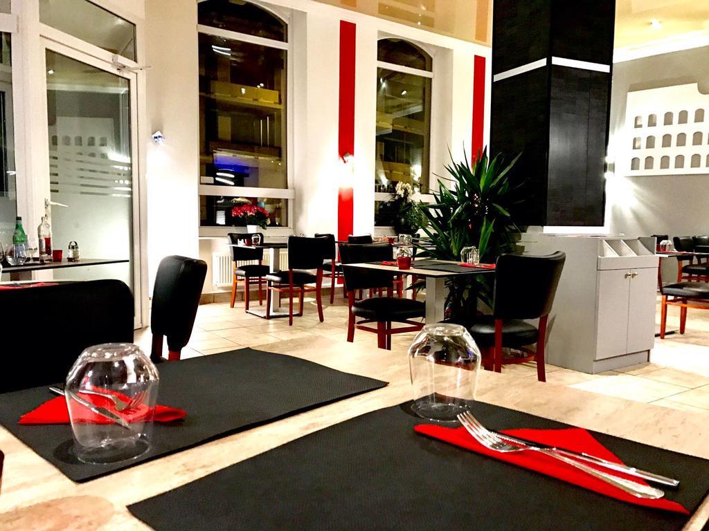 Hotel-Restaurant Windsor Мондорф-ле-Бен Екстериор снимка