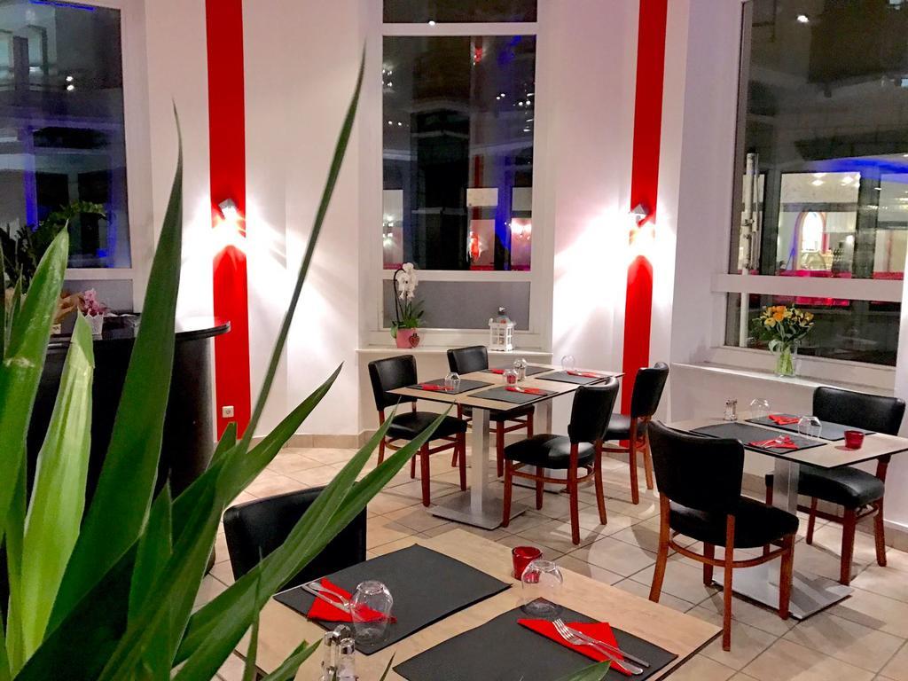 Hotel-Restaurant Windsor Мондорф-ле-Бен Екстериор снимка